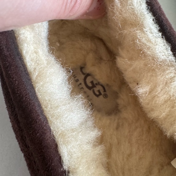 Ugg brown Ansley charm moccasin slippers size 9 - Picture 5 of 11